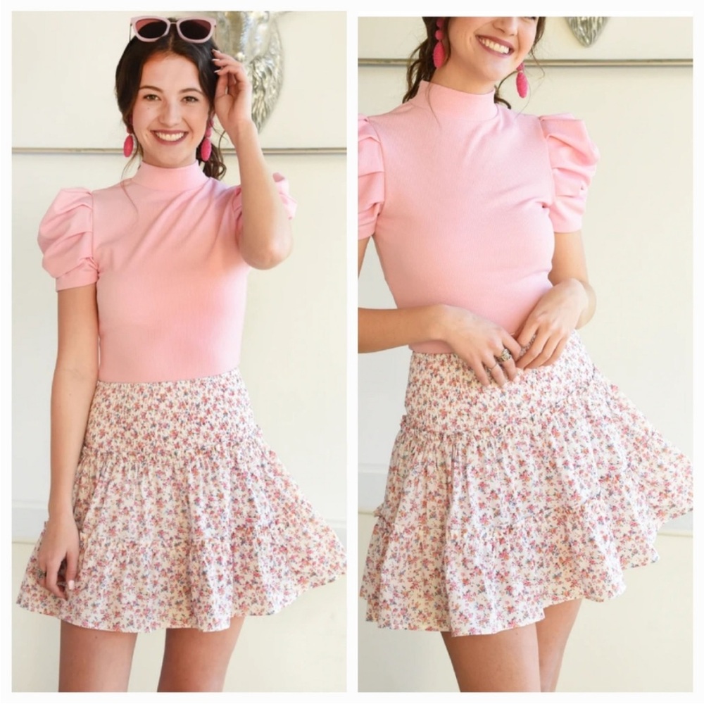 J.Marie Rosalee Smocked Waist Pull On Tiered Skort White Pink Floral Small